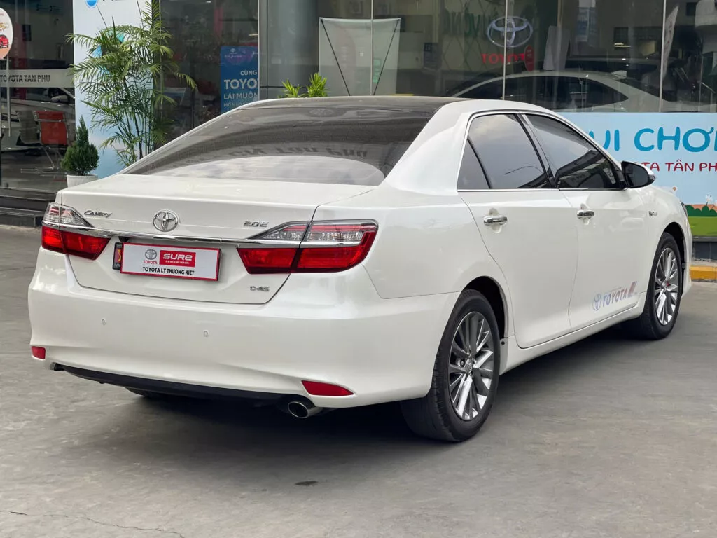 Toyota Camry 2.0G 2019
