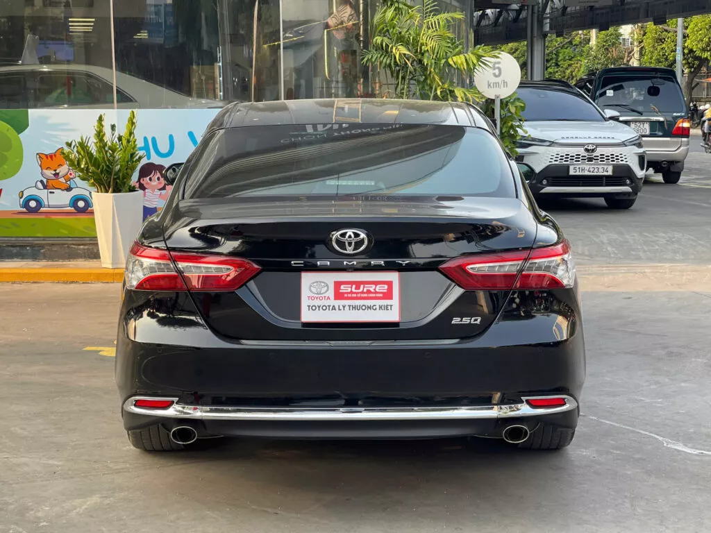 Toyota Camry 2.5Q 2019
