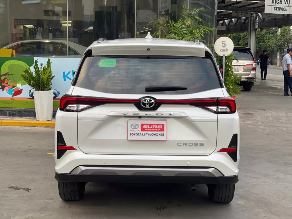 Toyota Veloz Cross Top 2023